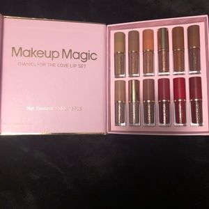 New -12 pc lippies Un-Used , Brand New